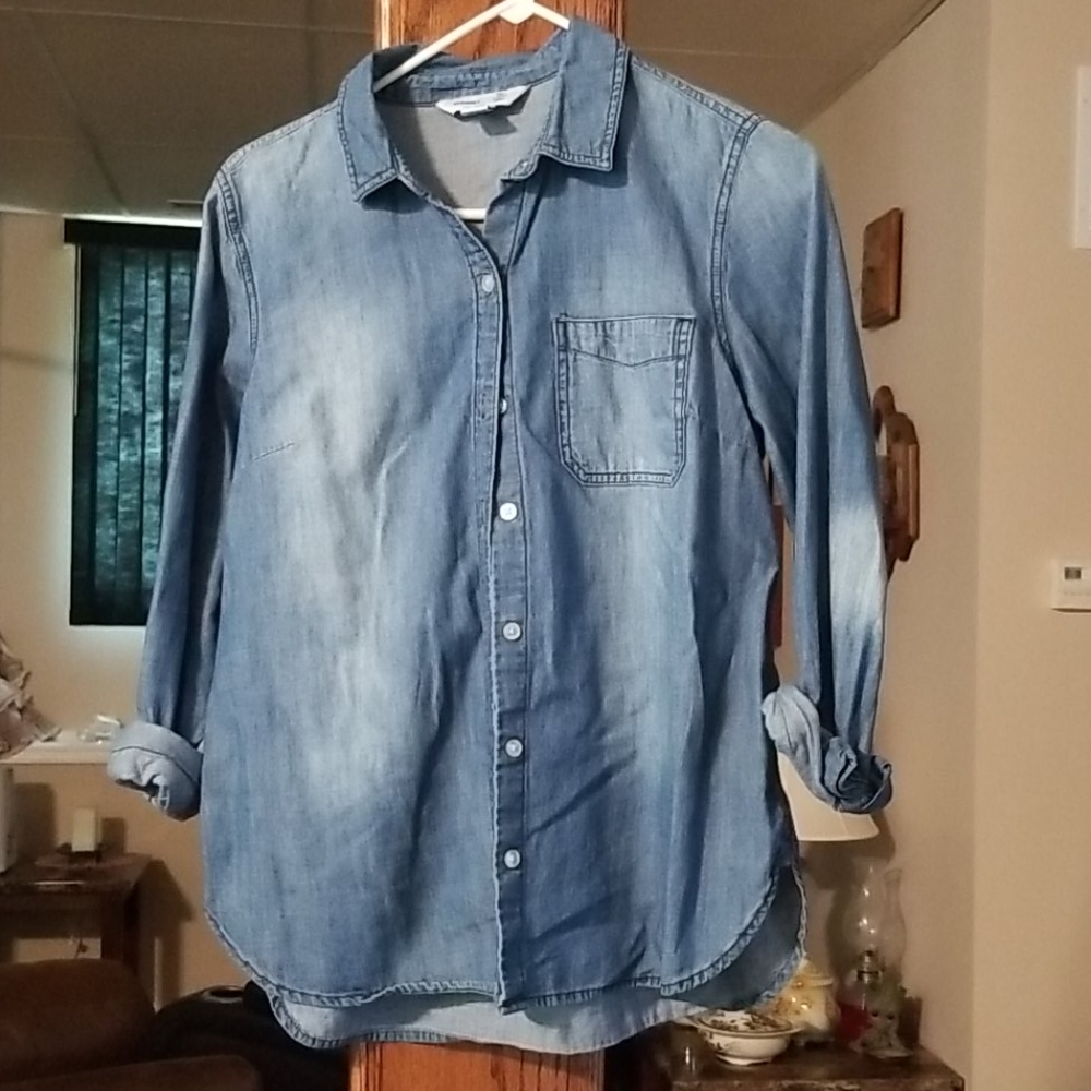 Old navy jean button down shirt